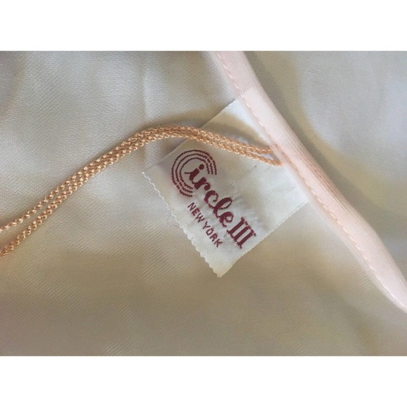 CIRCLE III Vintage Pink Robe Peignoir Large Tiered Lace Neckline Cuffs sleepwear - Picture 7 of 9